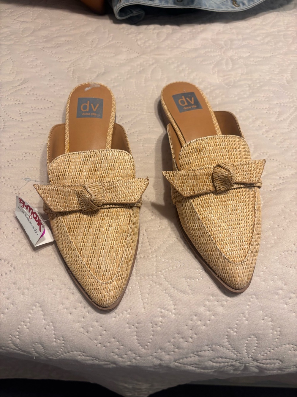 DV by Dolce Vita Beige Woven Pointed-Toe Knot Mules